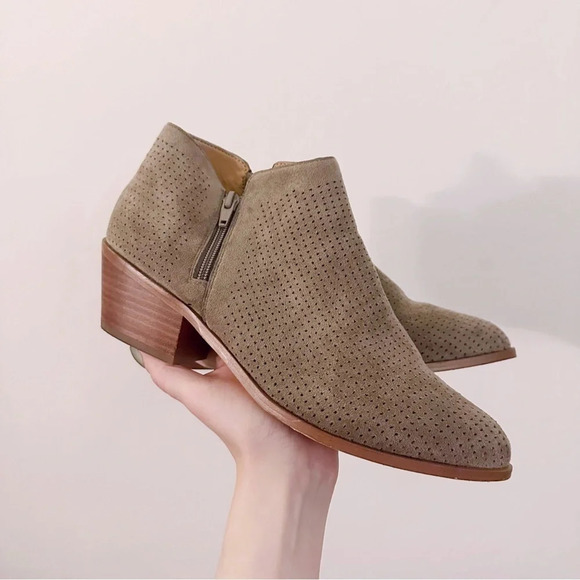 J. Crew Perforated Microsuede Boots Short Booties Tan Brown Zippers - Picture 5 of 7